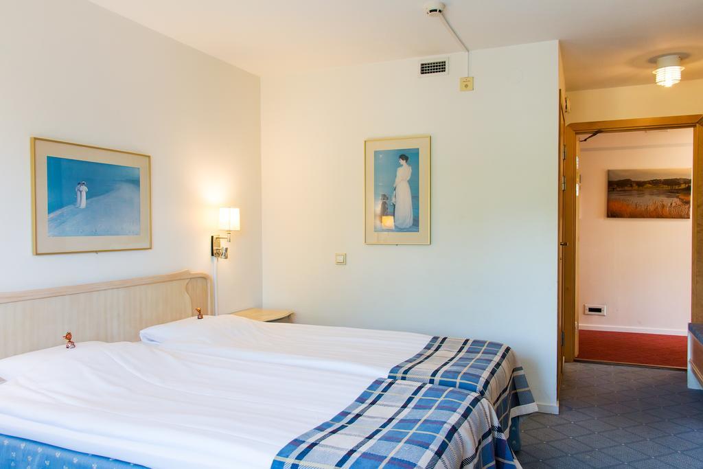 Hotel Moelndals Bro Экстерьер фото