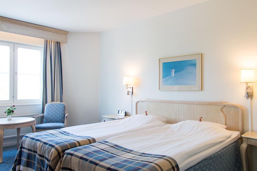 Hotel Moelndals Bro Экстерьер фото