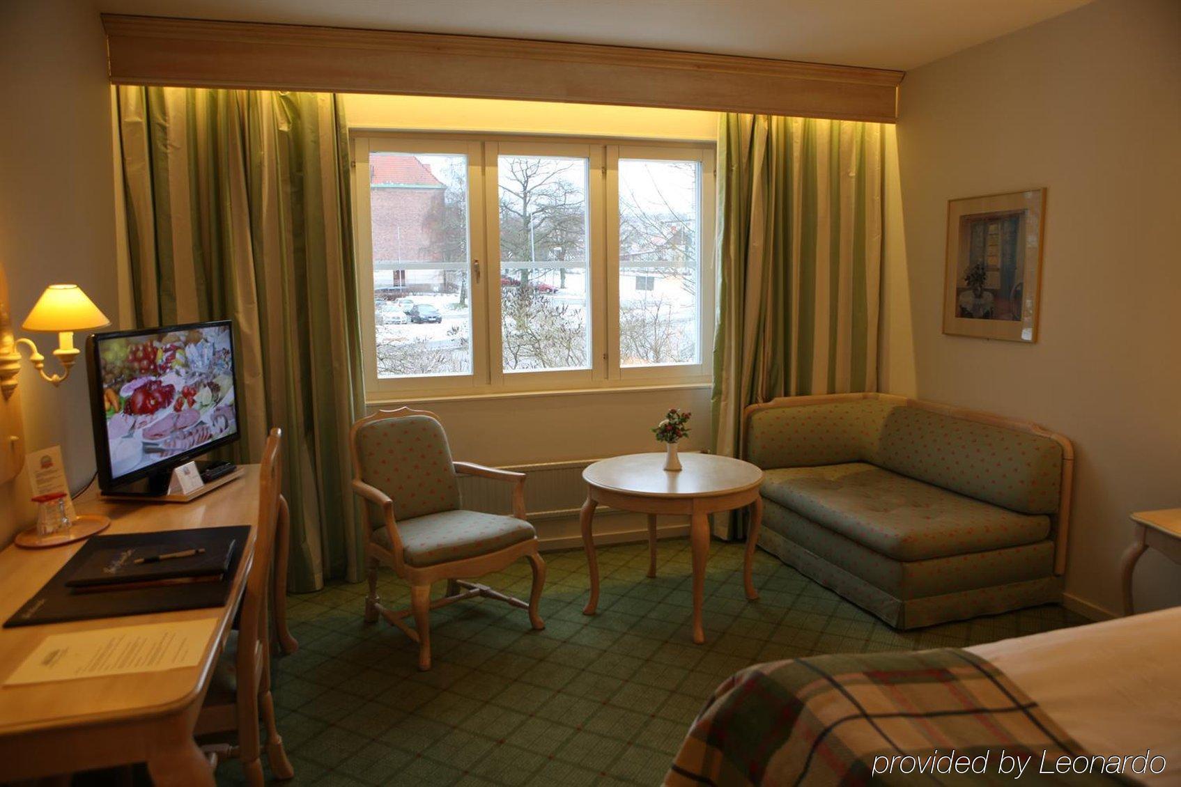 Hotel Moelndals Bro Экстерьер фото